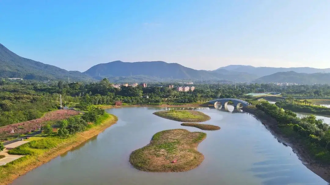 <b>一禾科技圓滿(mǎn)舉辦第四季度生日會(huì)暨“凝聚心感應(yīng)，歡樂(lè)戶(hù)外游”活動(dòng)</b>